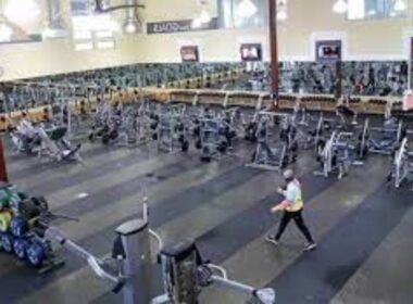 world gym san diego reviews