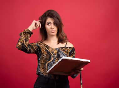 Who Is Mariana Holert? The Life and Rise of a Modern Talent
